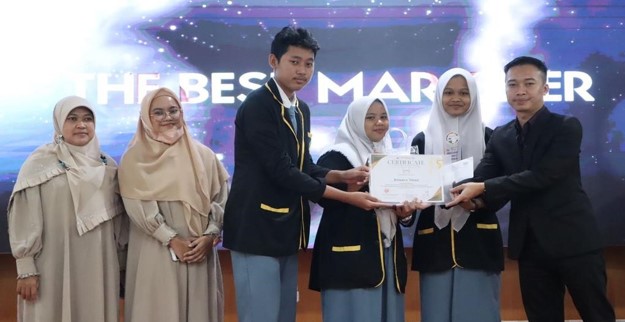Penghargaan 3